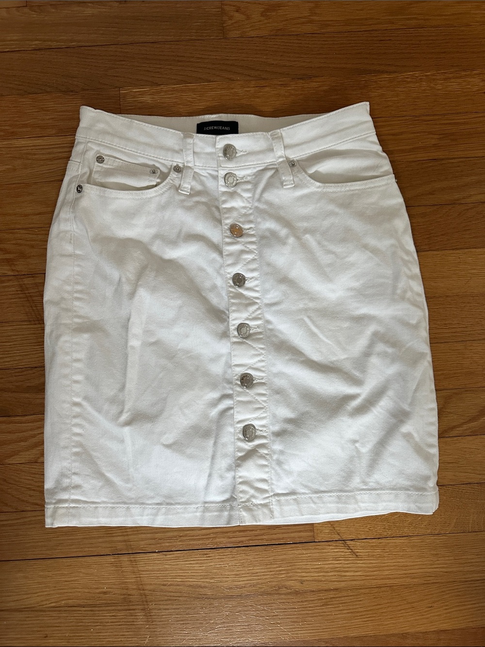 J. Crew White Button-Front Mini Skirt (size 26)